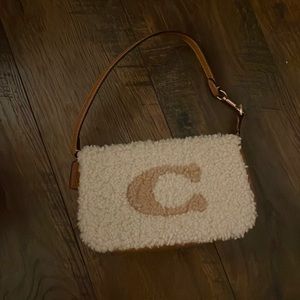 BRAND NEW*** coach purse!!